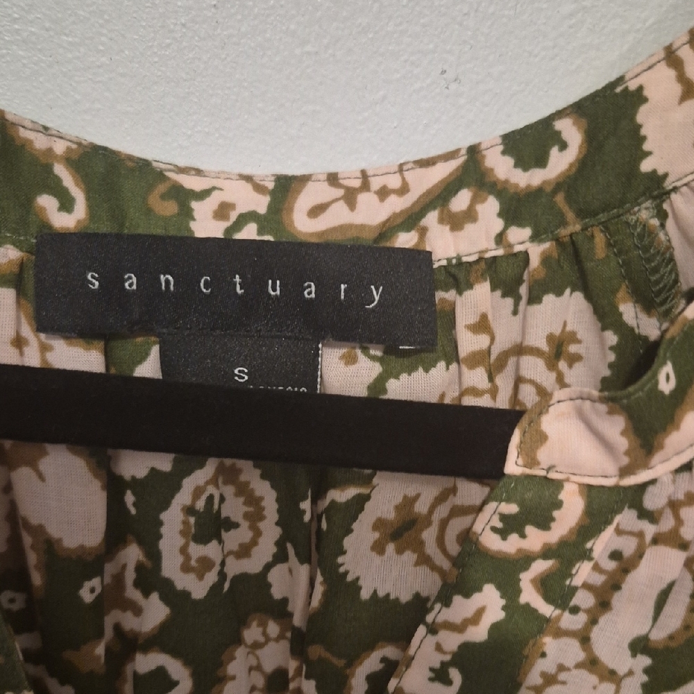 Small Floral Green and Light Pink Women's Top - Picture 3 of 6